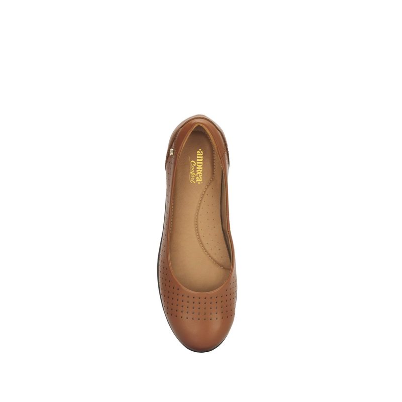 flat-andrea-mujer-63399