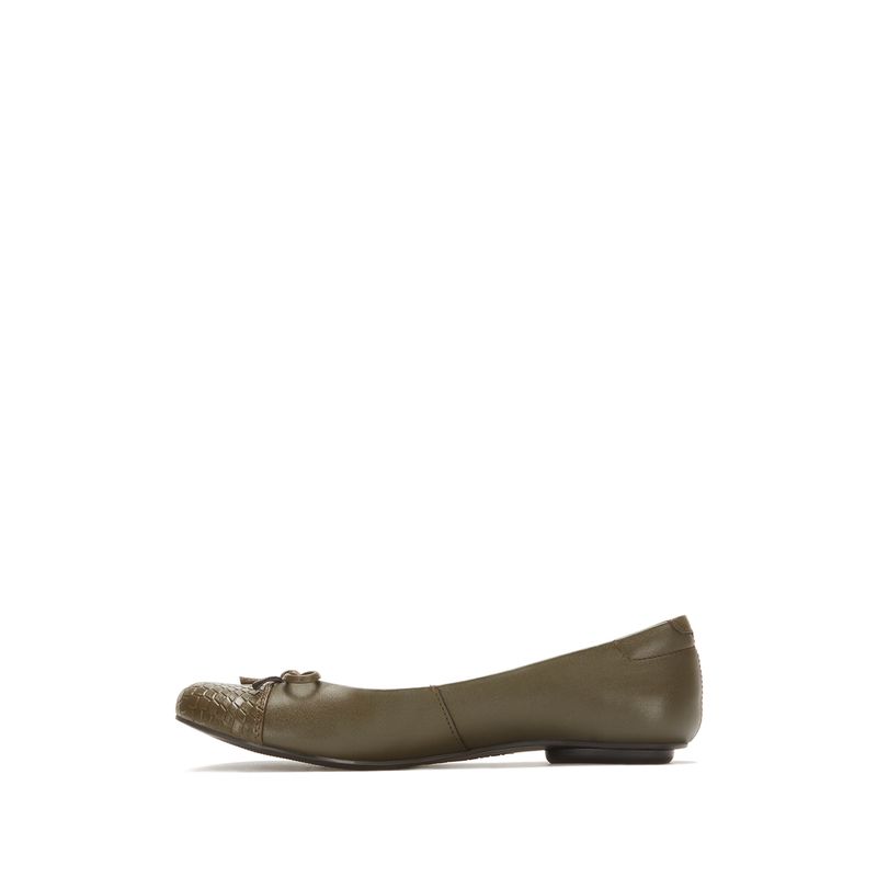 flat-andrea-mujer-58648