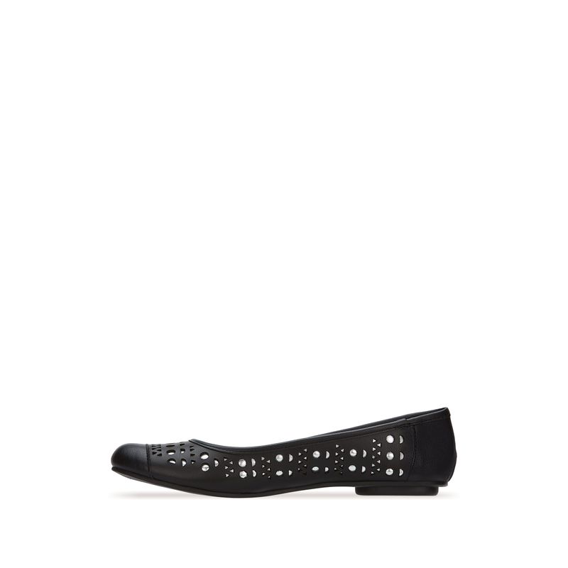 flat-andrea-mujer-674