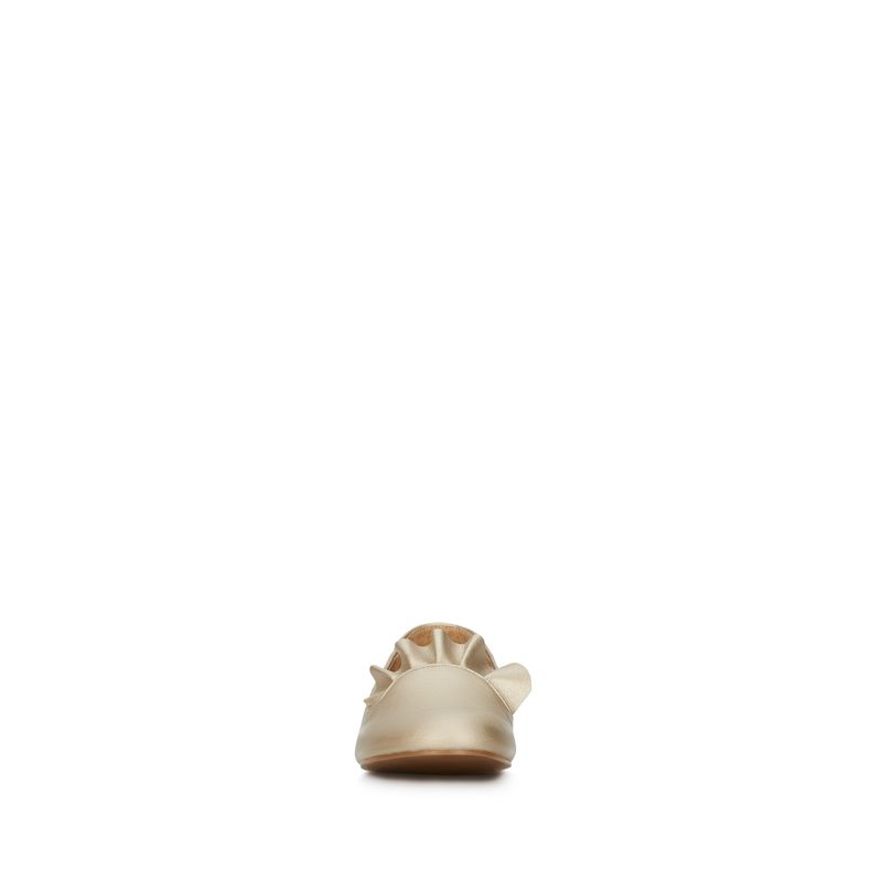 flat-andrea-mujer-3334