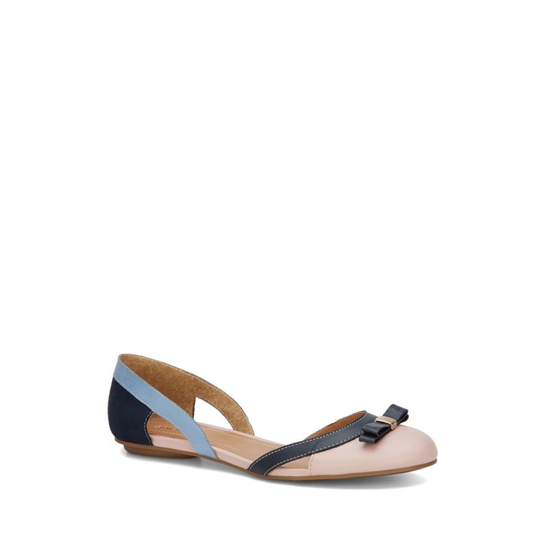 flat-andrea-mujer-853