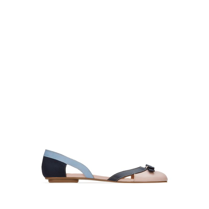 flat-andrea-mujer-853