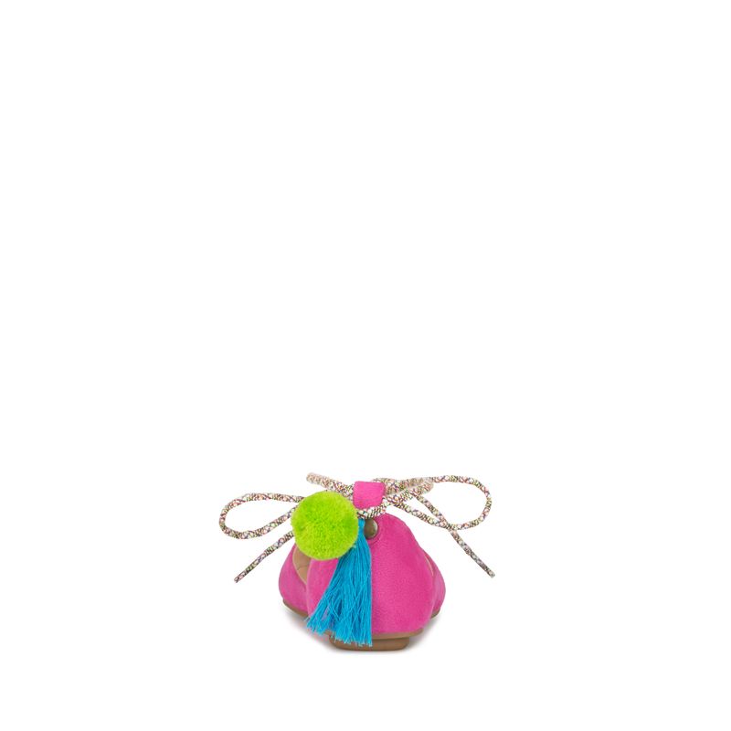 flat-andrea-mujer-18380