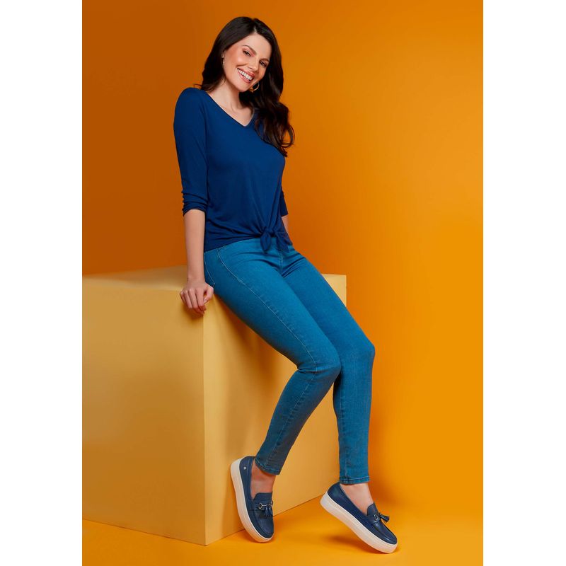 flat-andrea-mujer-83414
