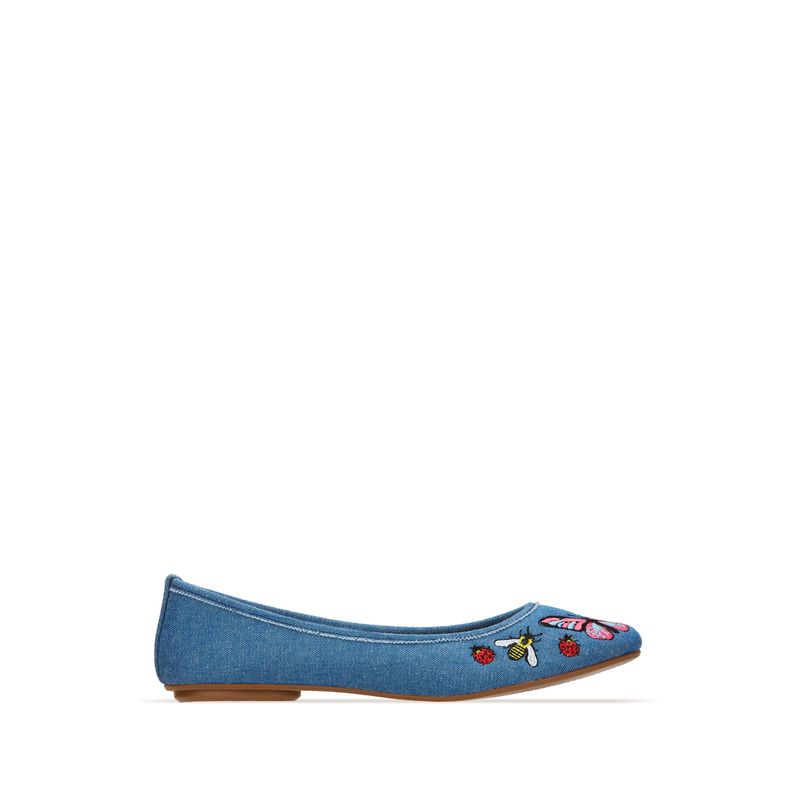 flat-andrea-mujer-569