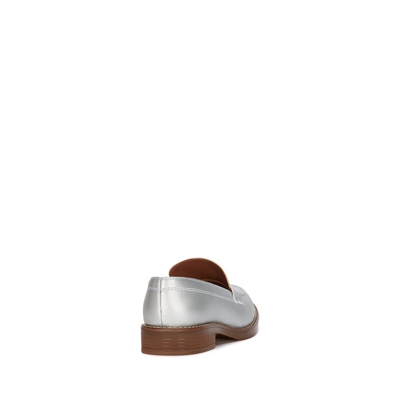 flat-andrea-mujer-83652