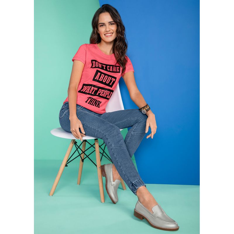 flat-andrea-mujer-83652
