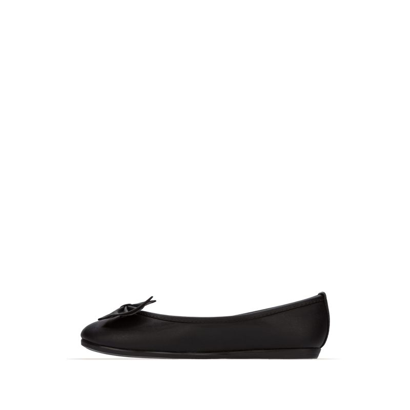 flat-andrea-mujer-653
