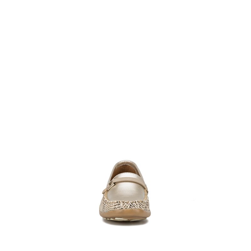 flat-andrea-mujer-2572