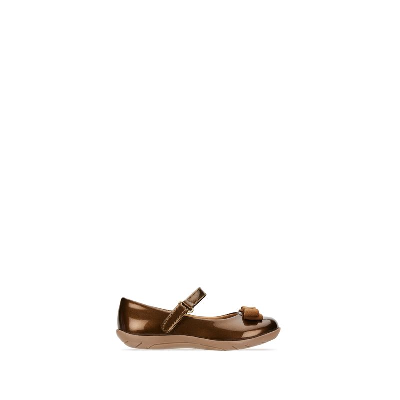 flat-andrea-girls-nina-2713