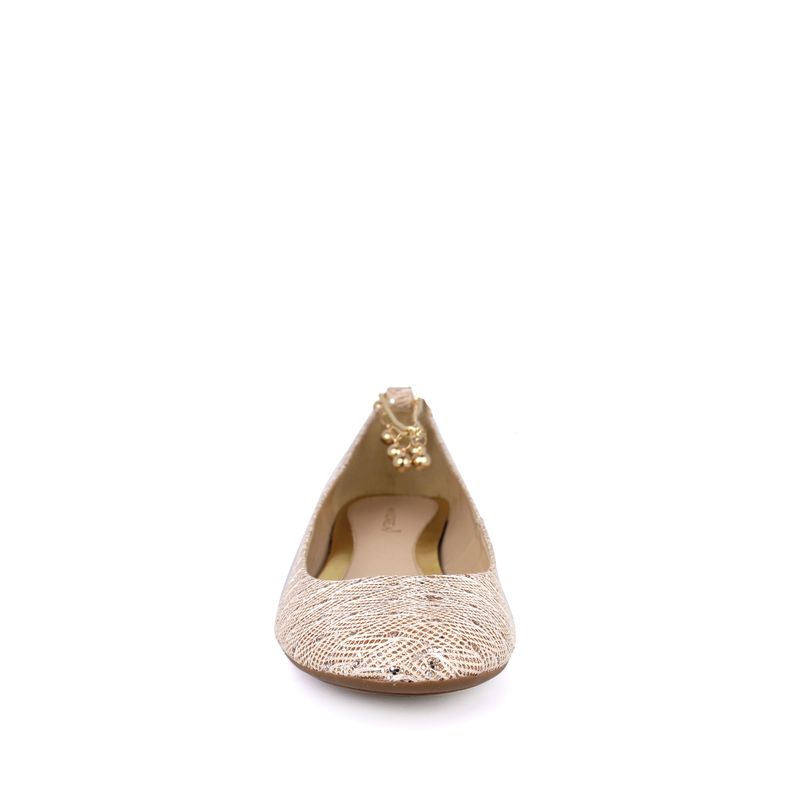 flat-andrea-mujer-3126