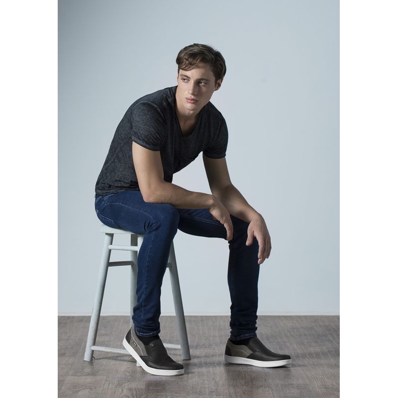 sneaker-ferrato-hombre-6095
