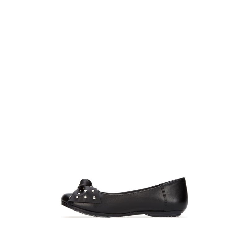flat-andrea-girls-nina-7567