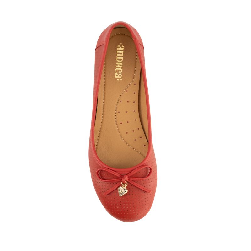 flat-andrea-mujer-69431