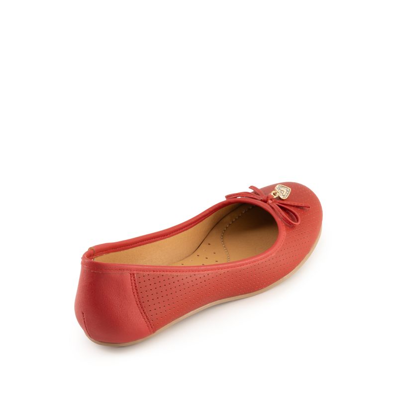 flat-andrea-mujer-69431