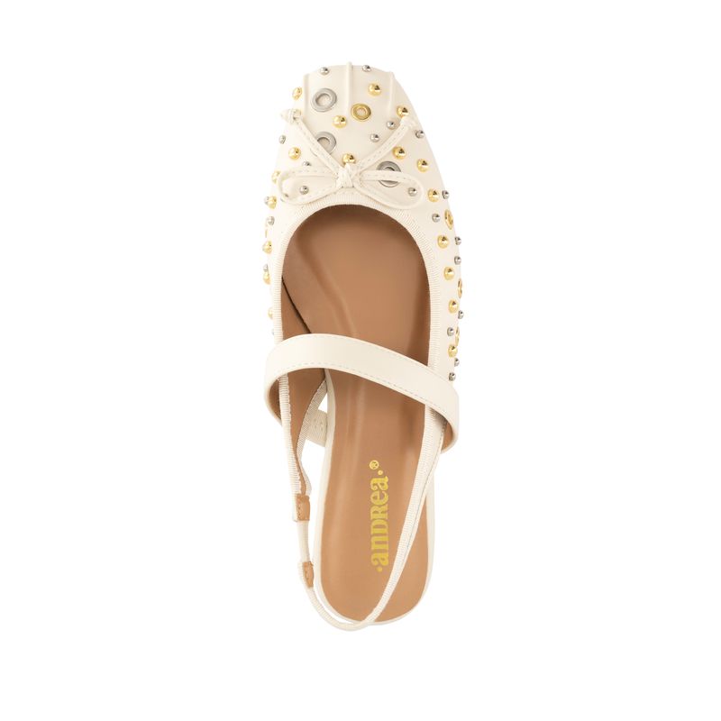 flat-andrea-mujer-87763