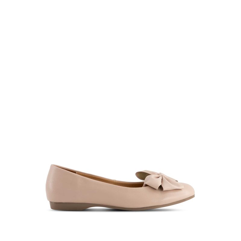 flat-andrea-mujer-87792