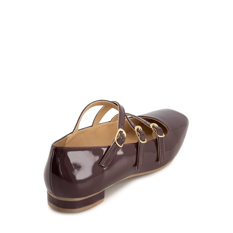 flat-andrea-mujer-89224