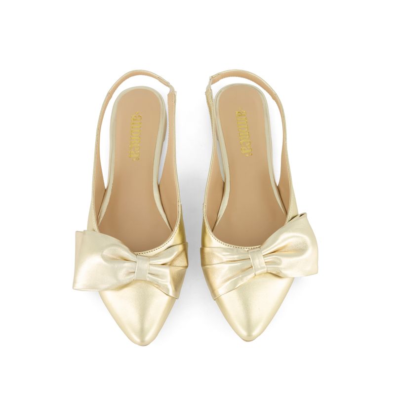 flat-andrea-mujer-89657