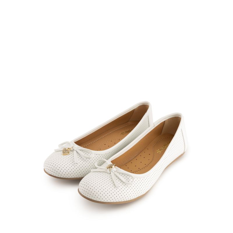 flat-andrea-mujer-69431