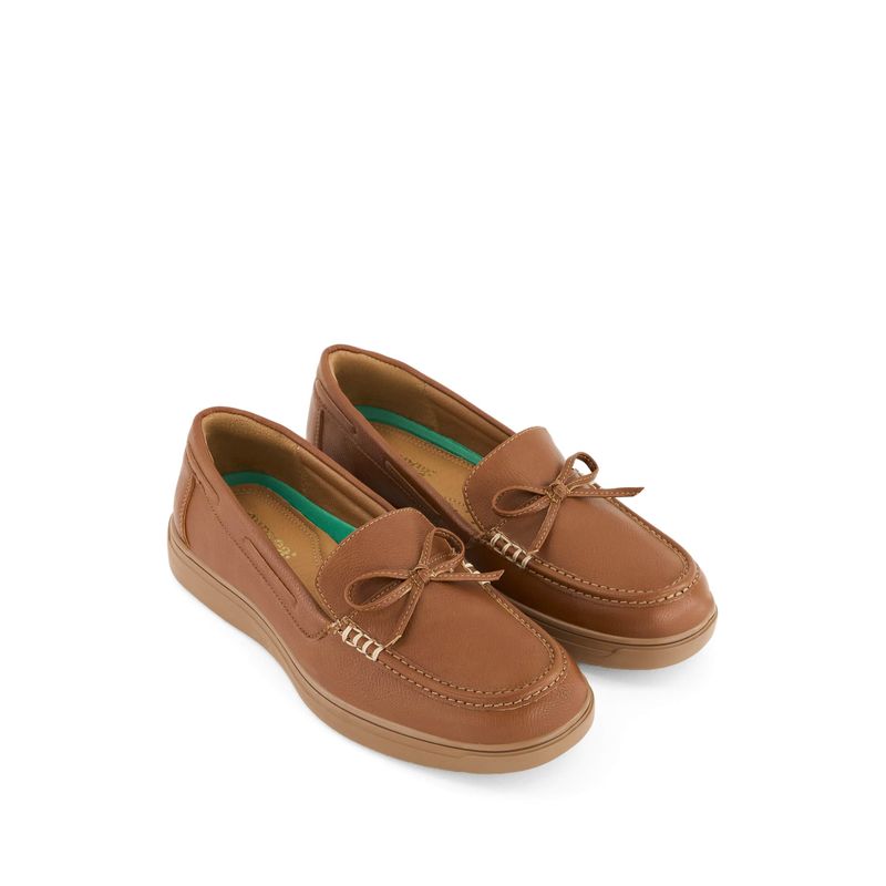 flat-andrea-mujer-94739