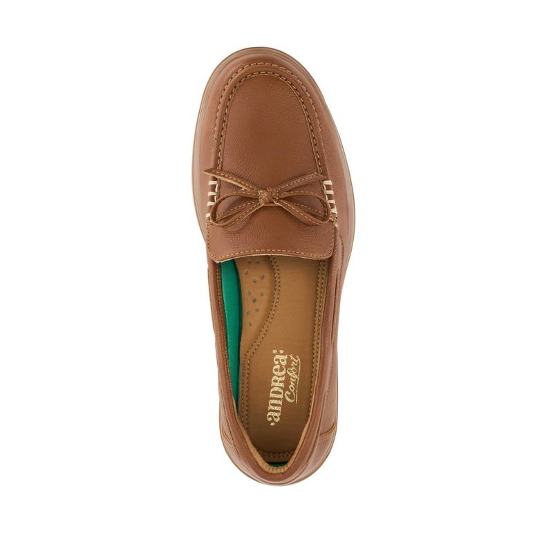 flat-andrea-mujer-94739