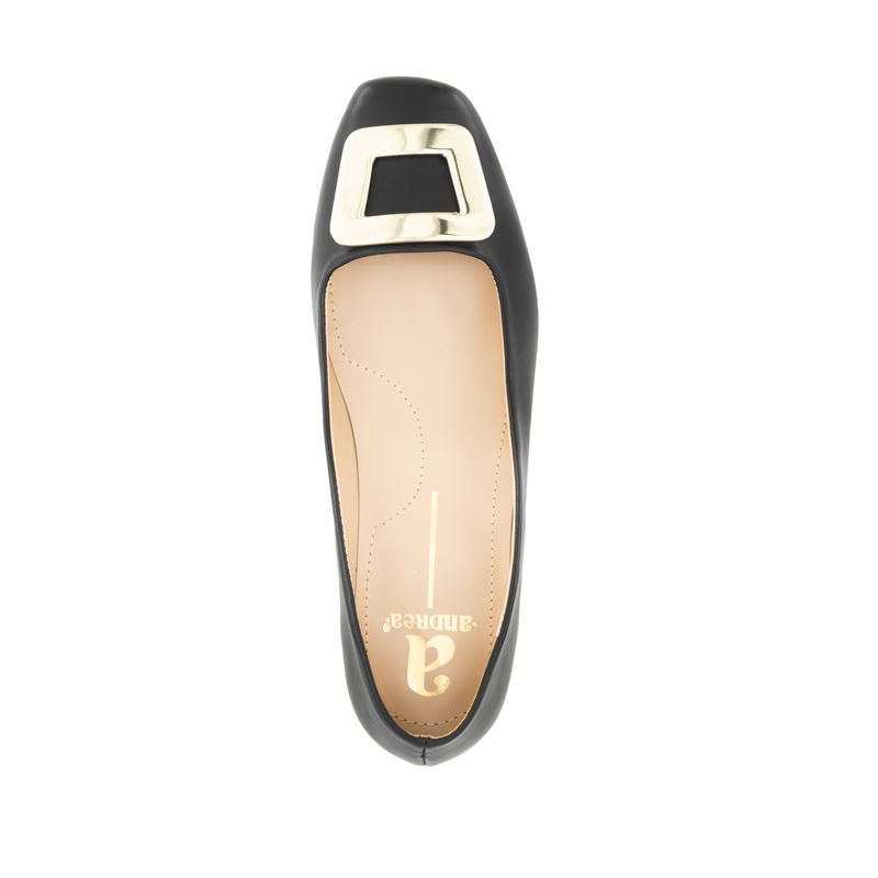 flat-andrea-mujer-90671