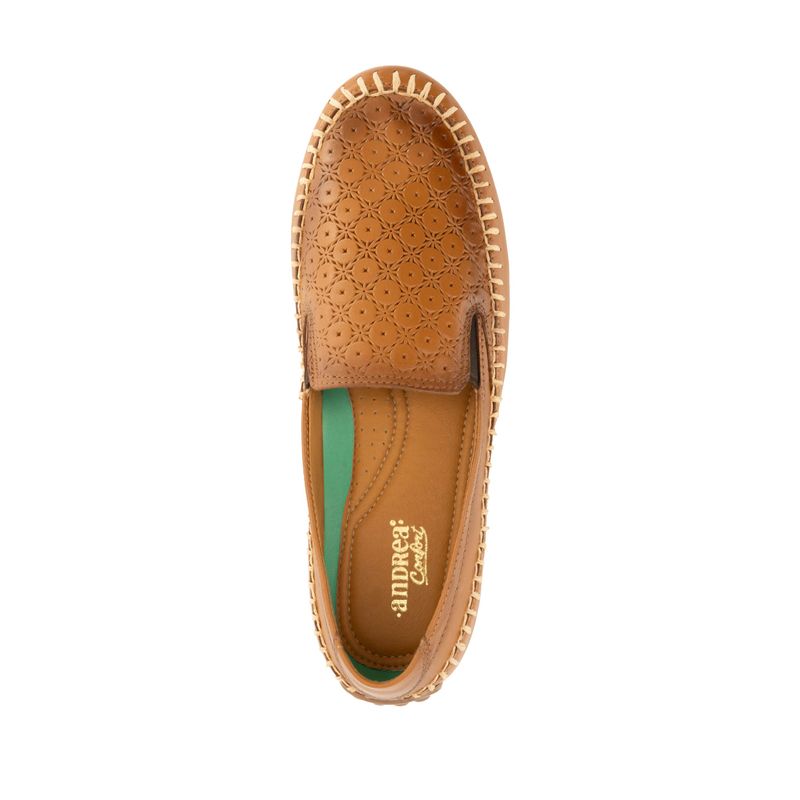 flat-andrea-mujer-94763
